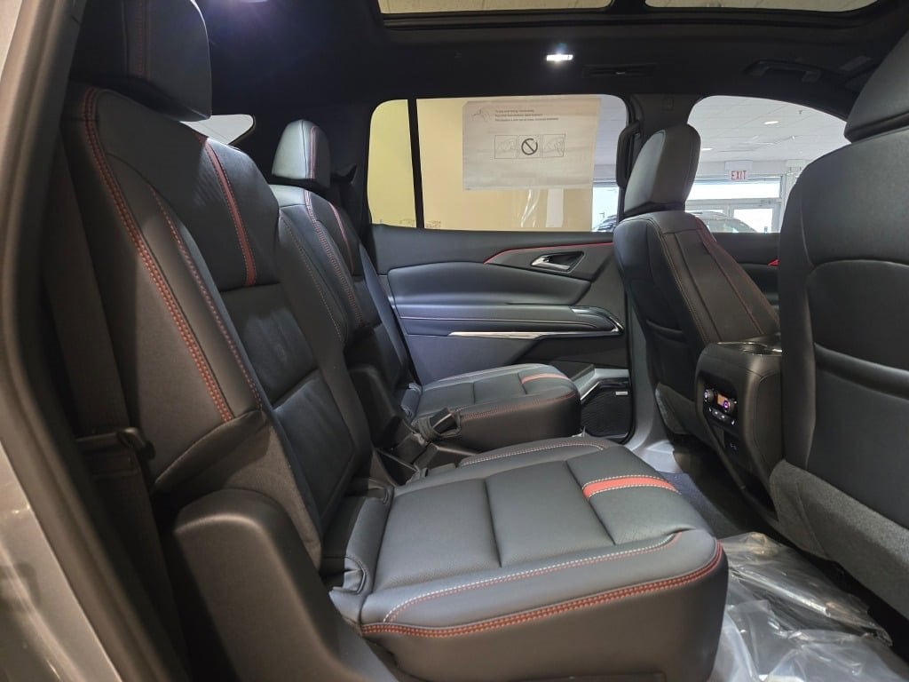 2026 CHEVROLET TRAVERSE - Image 10