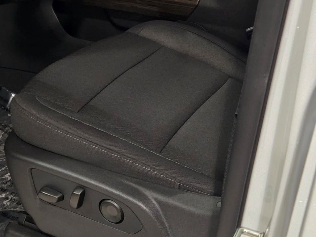 2026 CHEVROLET SILVERADO - Image 23