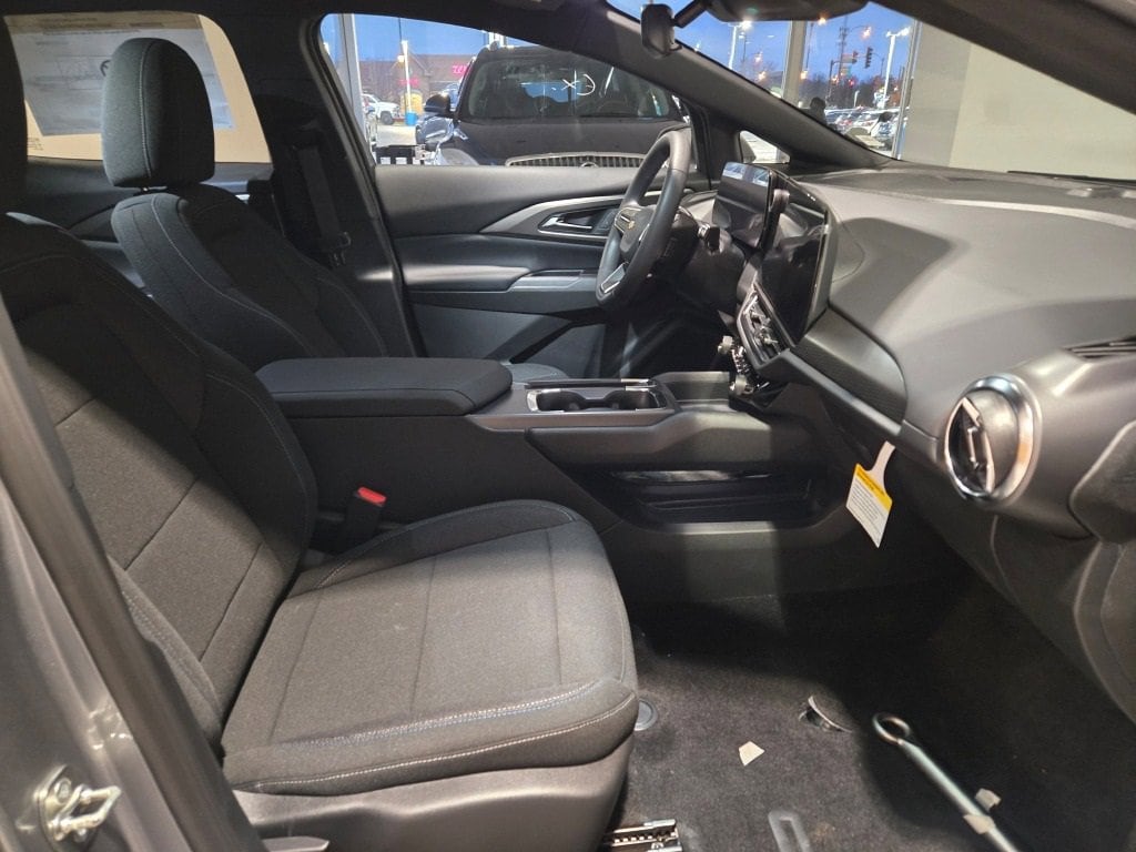 2026 CHEVROLET EQUINOX - Image 5