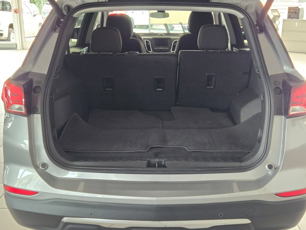 2023 Chevrolet Equinox LT - Photo 13