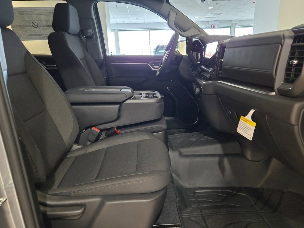 2026 CHEVROLET SILVERADO - Image 6