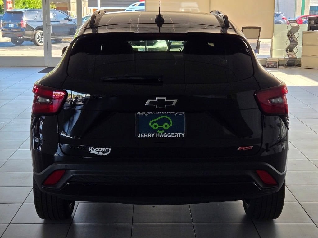 2024 Chevrolet Trax RS - Photo 12