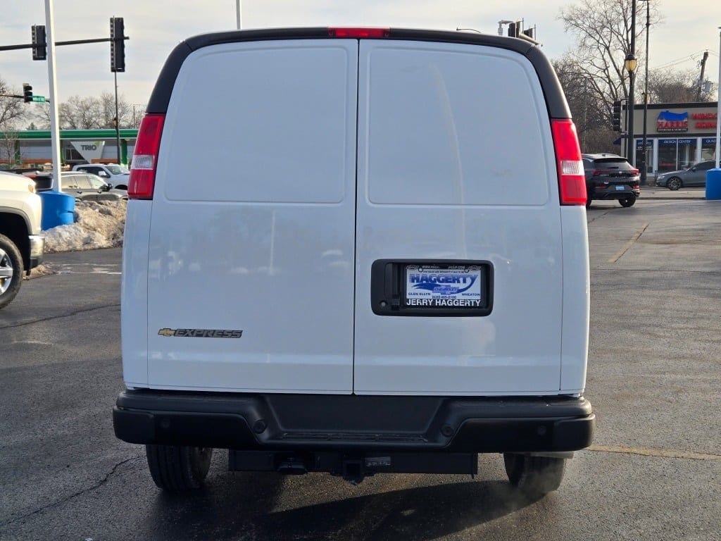 2025 CHEVROLET EXPRESS - Image 9