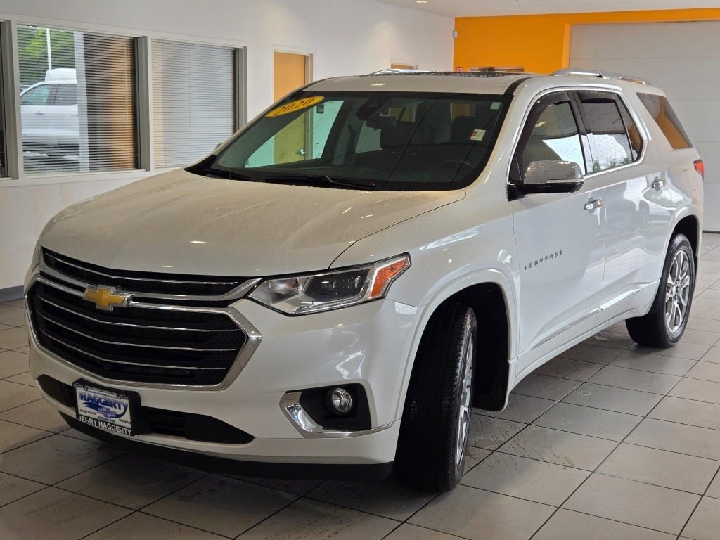 2020 Chevrolet Traverse Premier photo 3