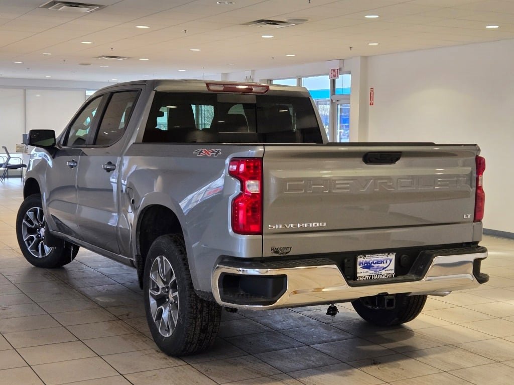 2026 CHEVROLET SILVERADO - Image 13