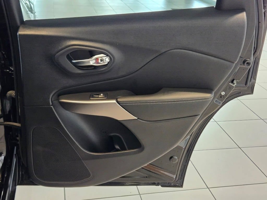 2022 Jeep Cherokee Limited - Photo 9