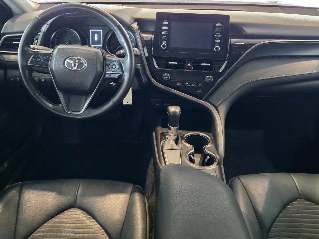 2024 Toyota Camry SE - Photo 16