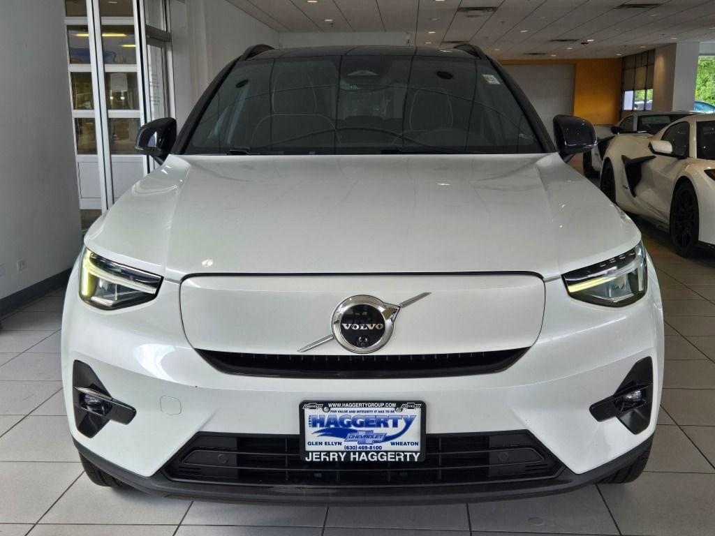 Used 2023 Volvo XC40 Recharge Pure Electr Plus