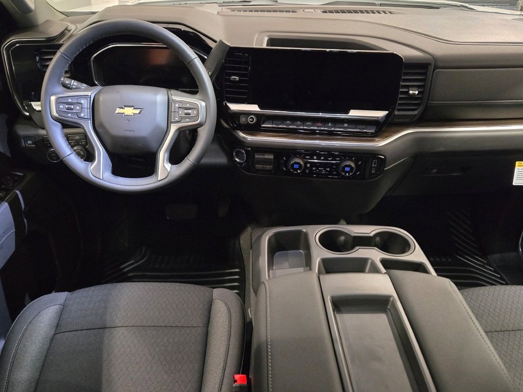 2026 CHEVROLET SILVERADO - Image 16