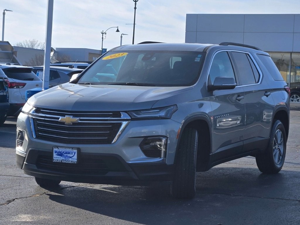 Certified 2023 Chevrolet Traverse LT Cloth SUV