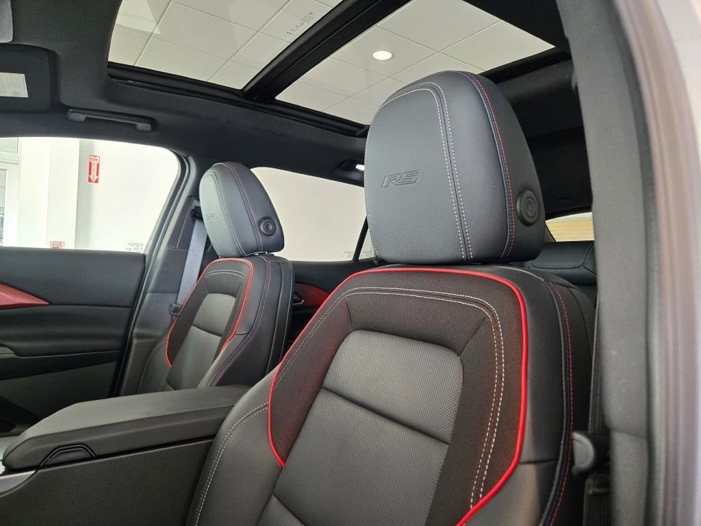 2024 CHEVROLET EQUINOX - Image 24