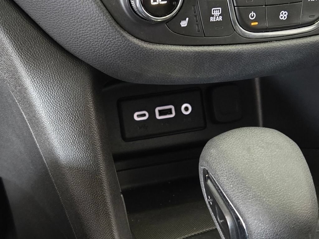 2024 Chevrolet Equinox LT - Photo 26
