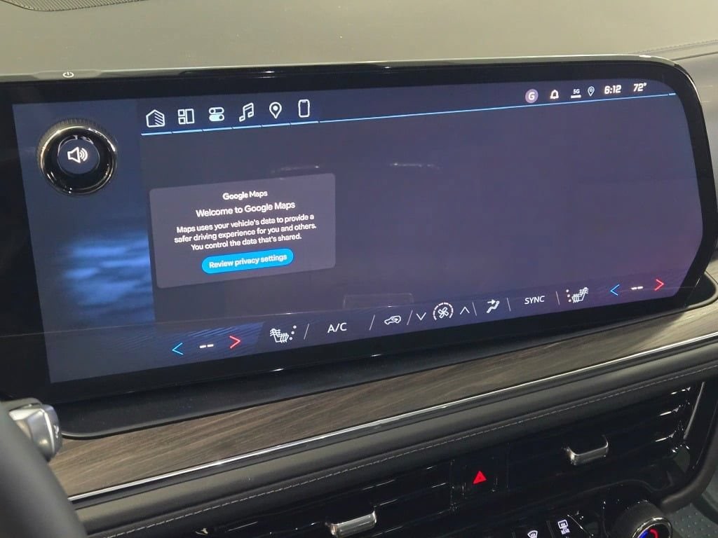 2026 Chevrolet Suburban Z71 - Photo 26