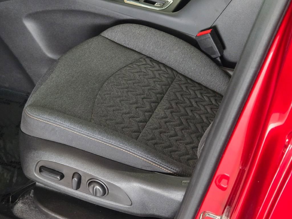 2024 Chevrolet Equinox LT - Photo 23