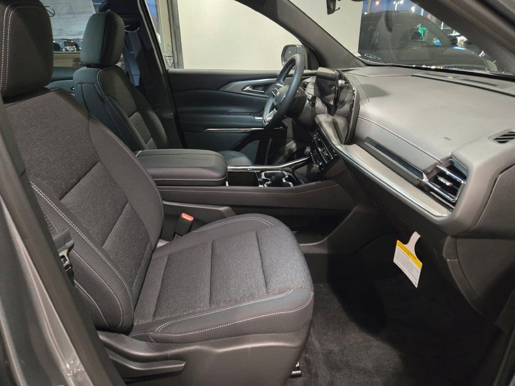 2026 CHEVROLET TRAVERSE - Image 5