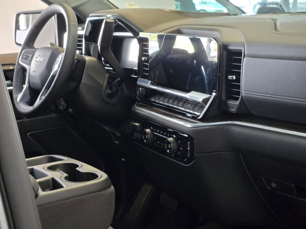 2026 CHEVROLET SILVERADO - Image 7
