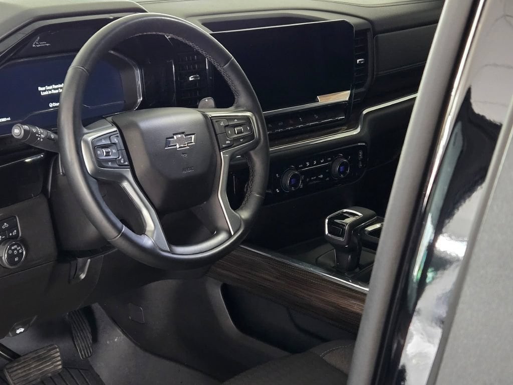 2024 Chevrolet Silverado 1500 RST - Photo 23