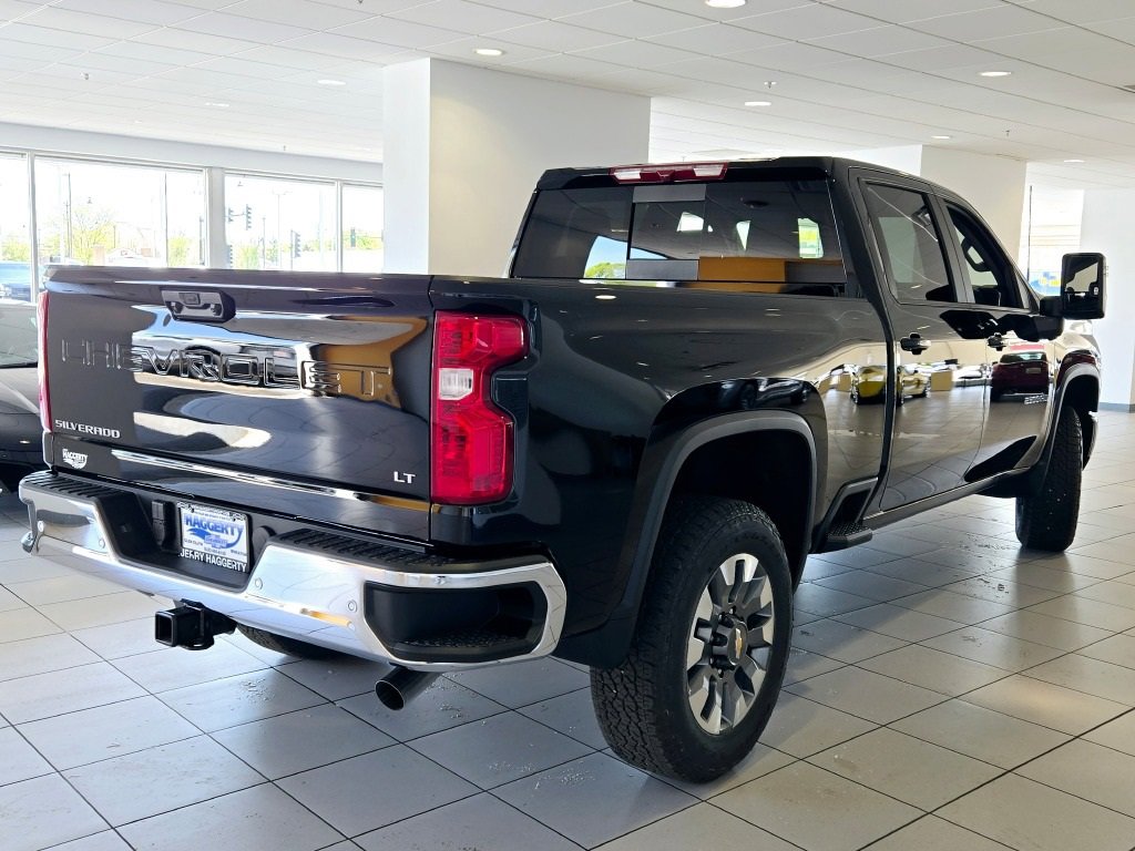 2025 CHEVROLET SILVERADO HD - Image 10
