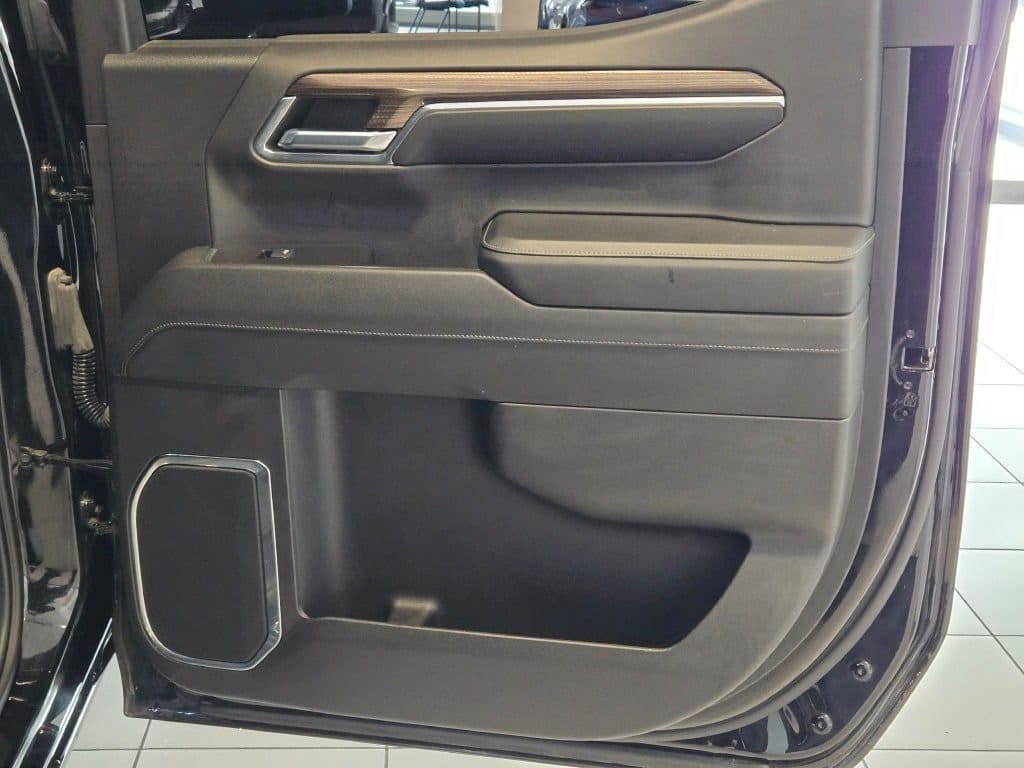 2024 Chevrolet Silverado 1500 RST - Photo 9