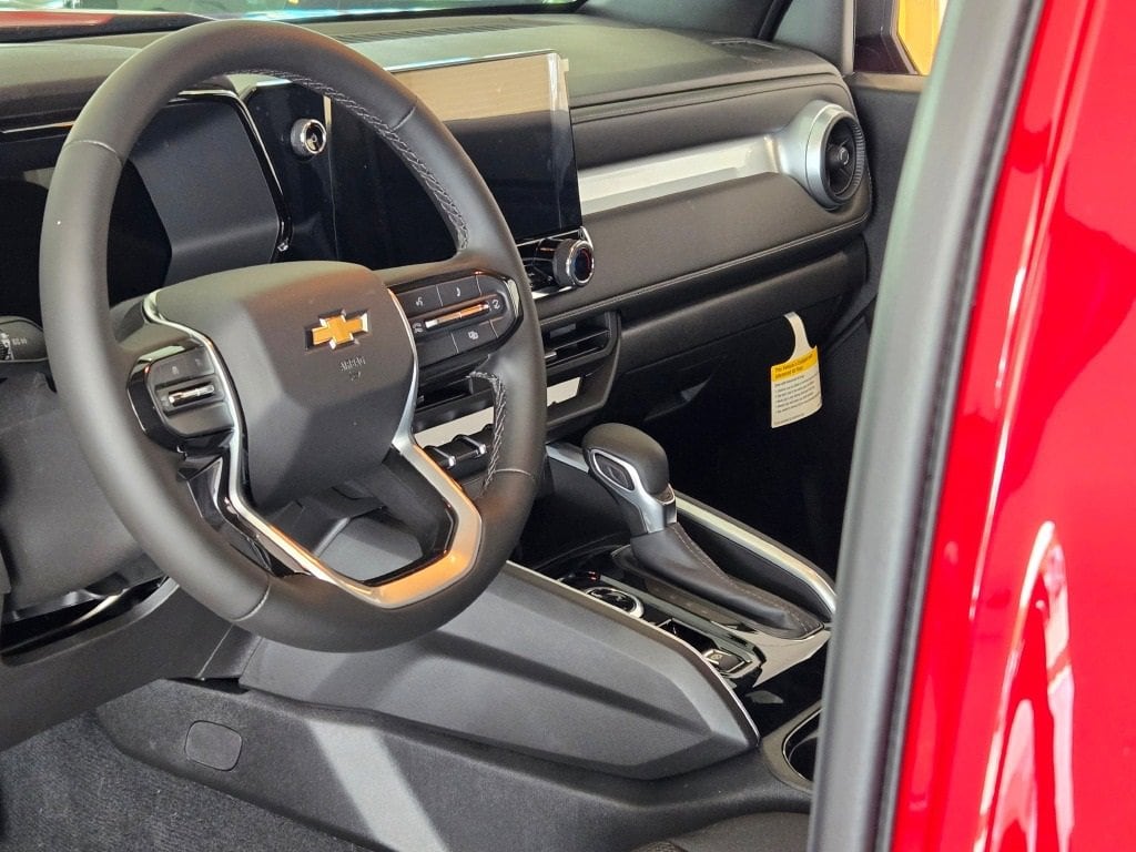 2025 CHEVROLET COLORADO - Image 20