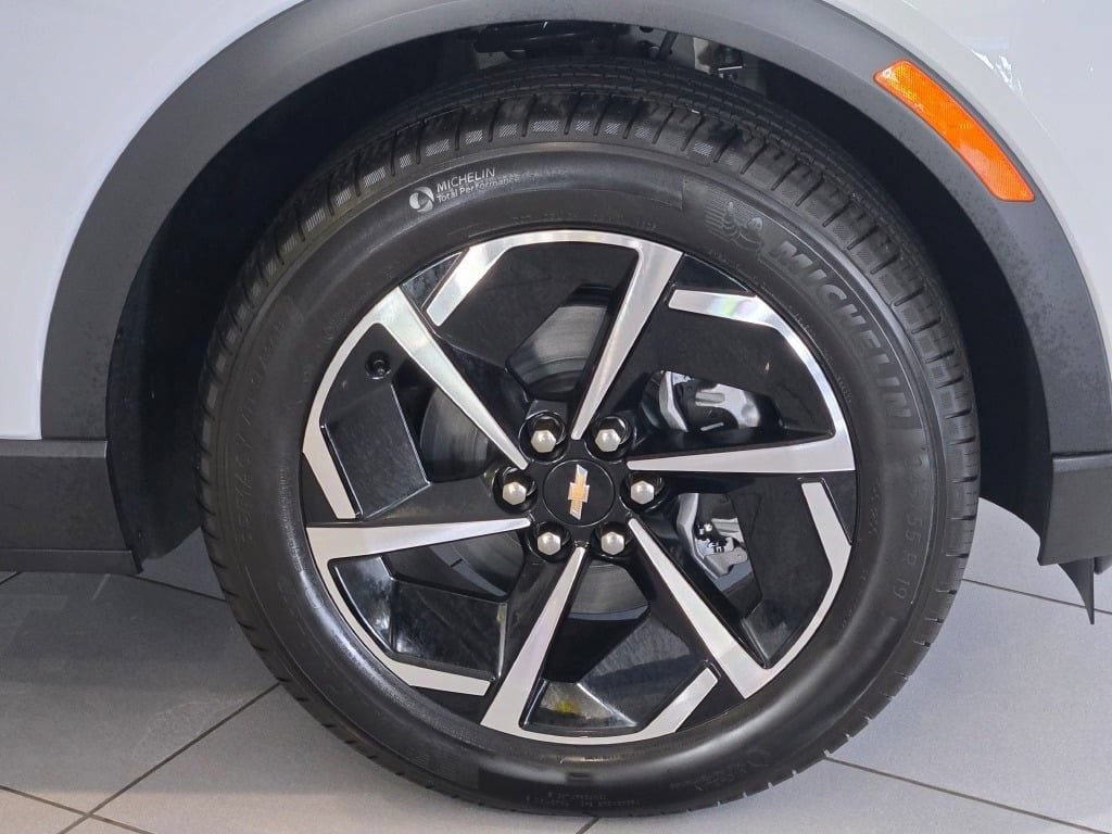 New 2026 Chevrolet Equinox EV LT SUV