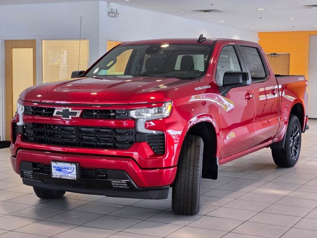 2025 Chevrolet Silverado 1500 RST photo 3