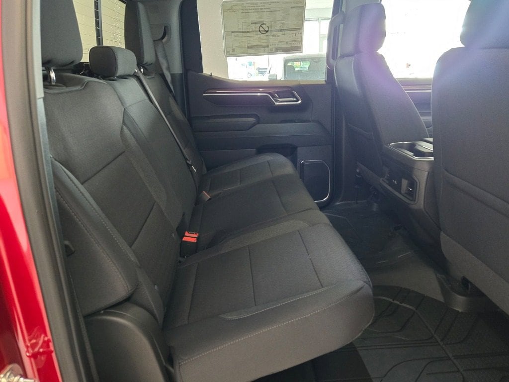 2025 CHEVROLET SILVERADO - Image 8