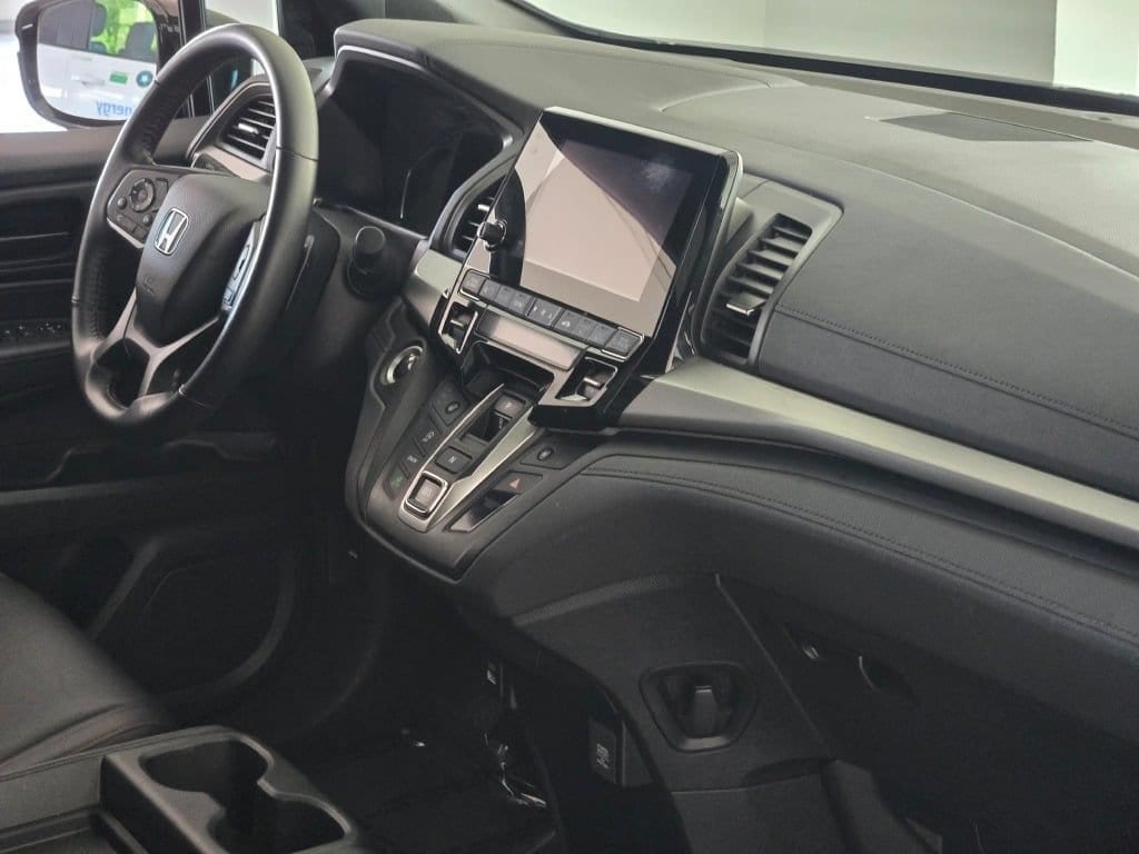 2023 Honda Odyssey SPORT - Photo 8