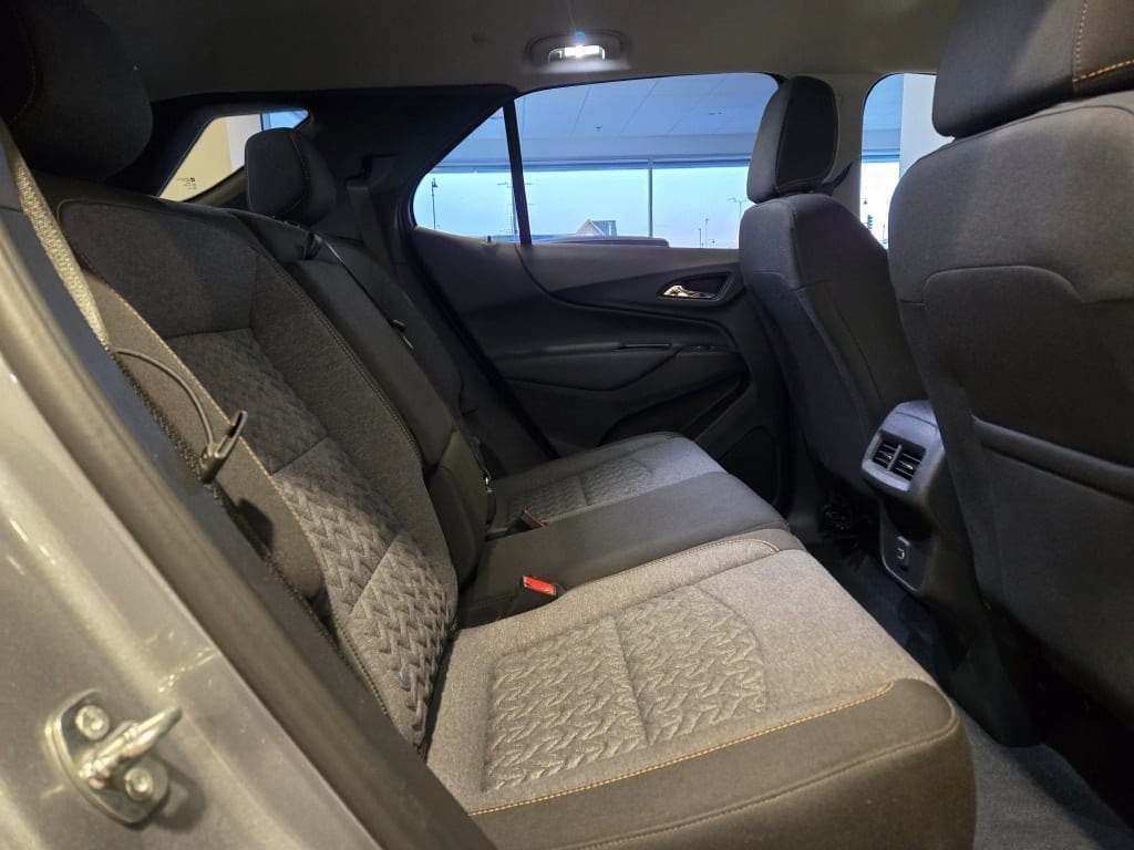 2023 CHEVROLET EQUINOX - Image 8