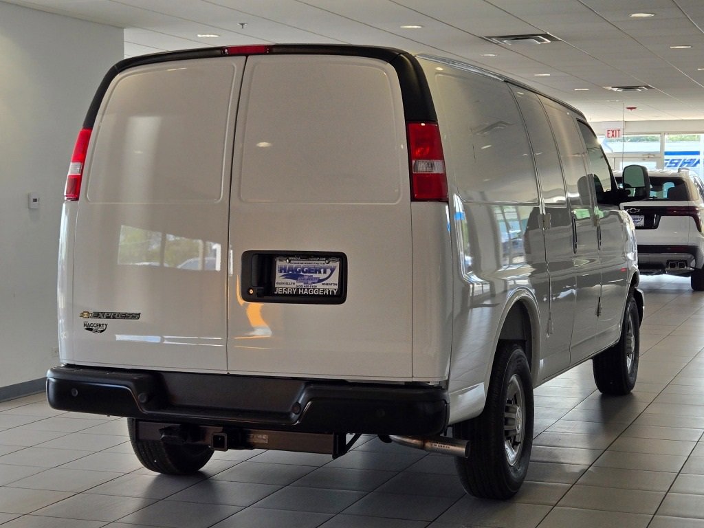 2025 CHEVROLET EXPRESS - Image 8