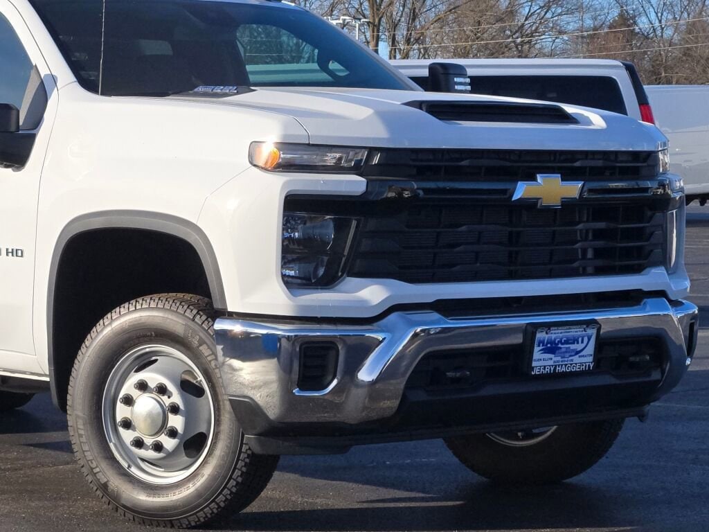 New 2026 Chevrolet Silverado 3500 HD Chassis Cab Work Truck Truck