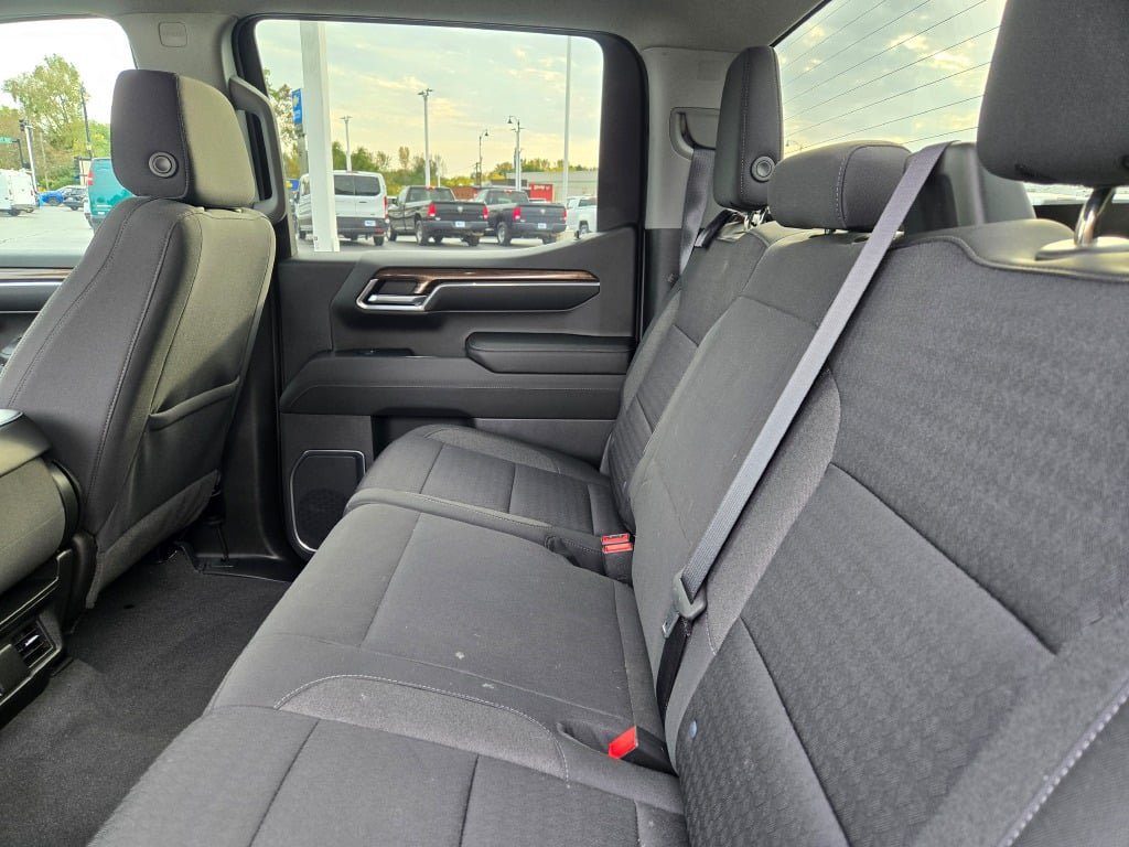 2023 Chevrolet Silverado 1500 LT - Photo 14