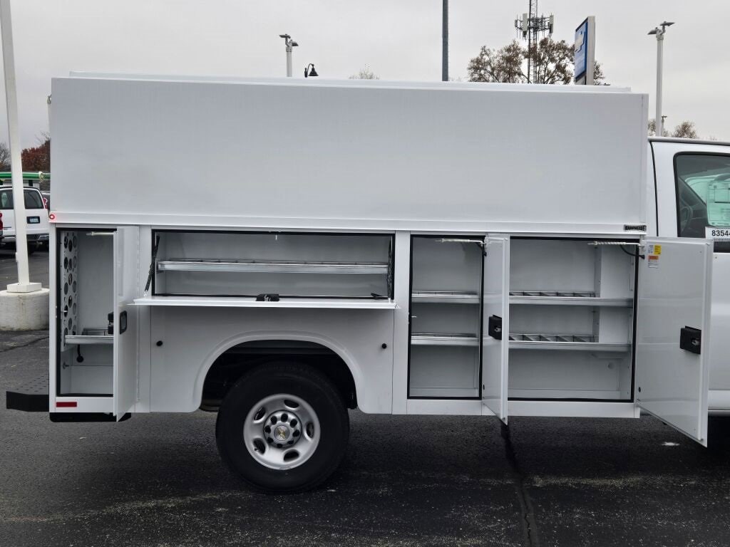 2025 CHEVROLET EXPRESS - Image 8