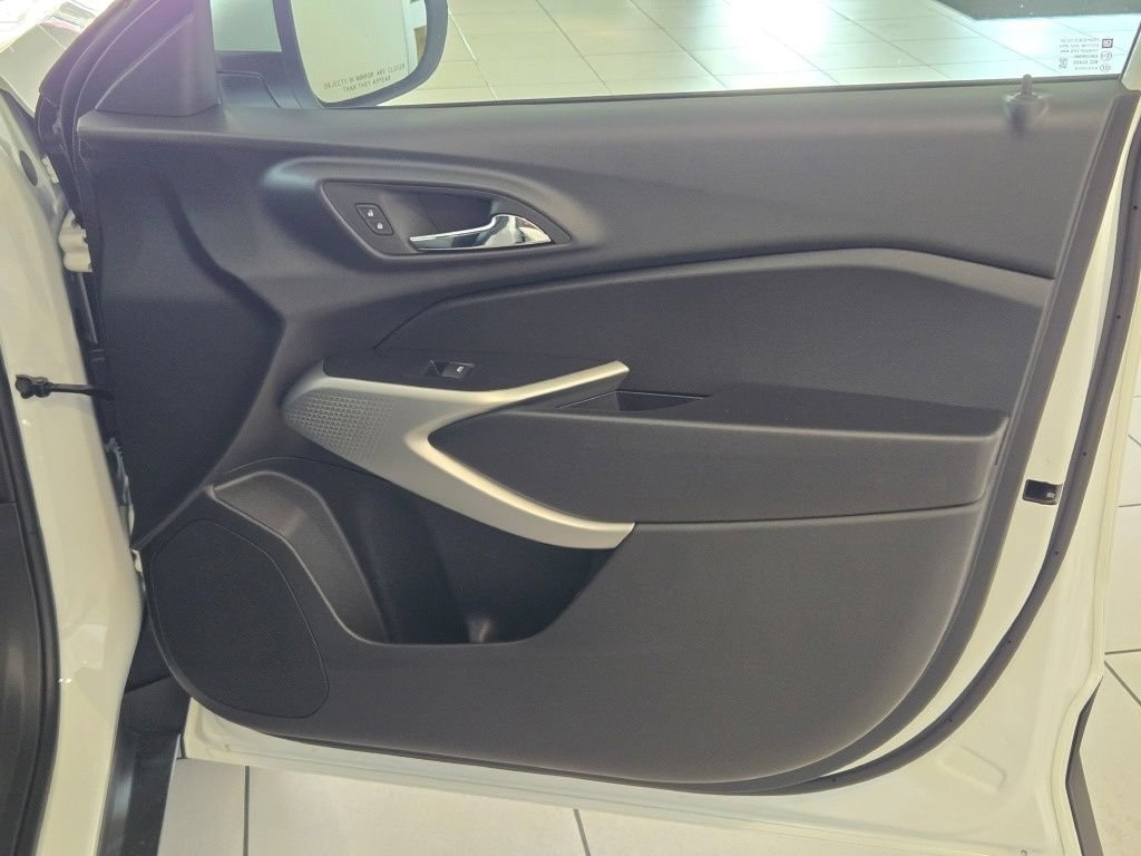 New 2026 Chevrolet Trax LS SUV