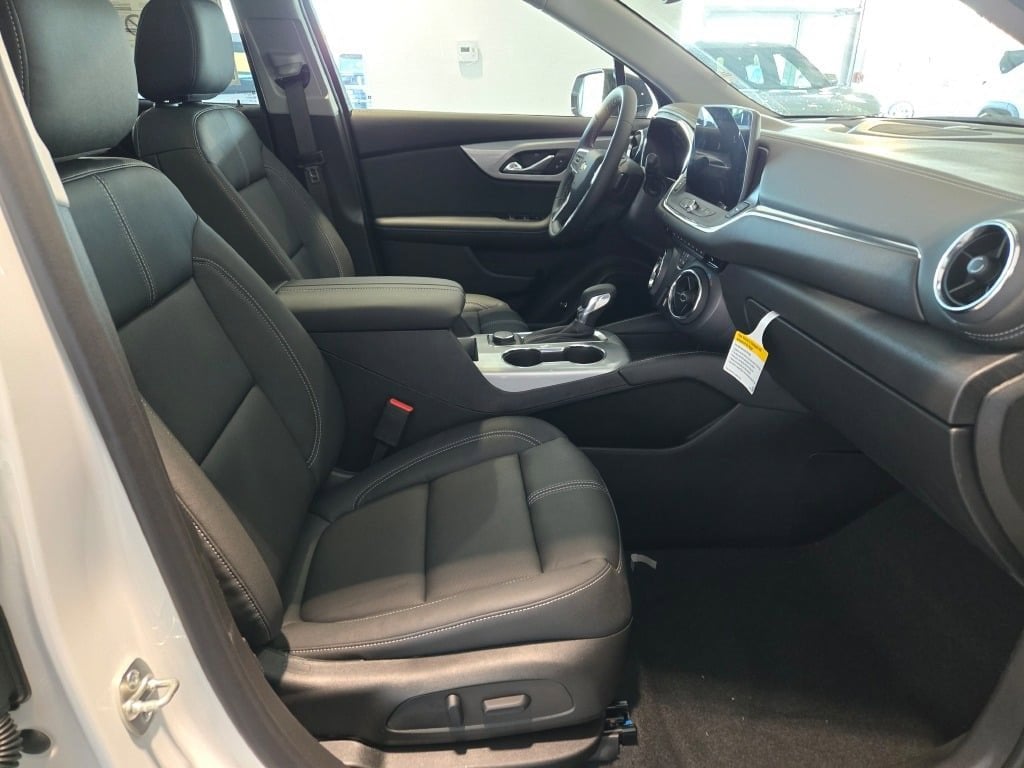 2026 CHEVROLET BLAZER - Image 5