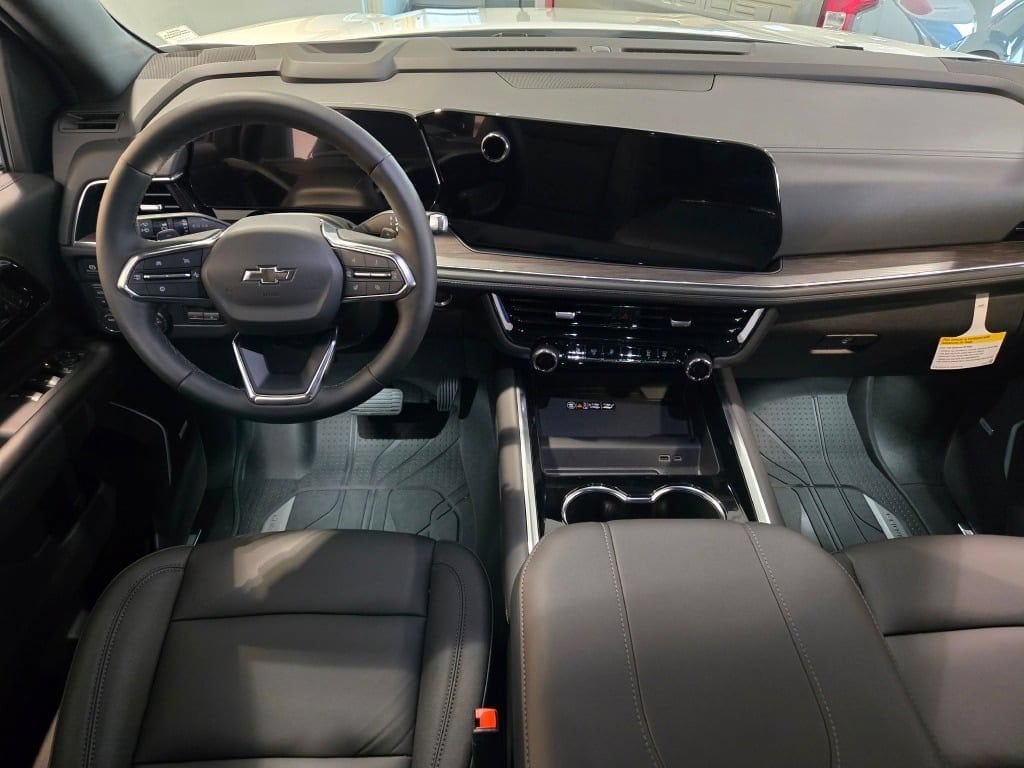 2026 Chevrolet Suburban Z71 - Photo 19