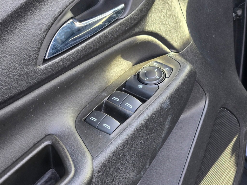 2023 CHEVROLET EQUINOX - Image 20