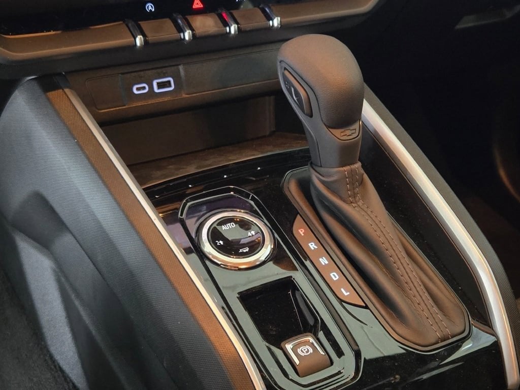 2026 CHEVROLET COLORADO - Image 24