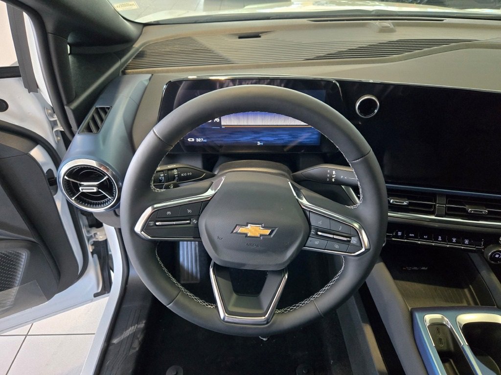 2025 CHEVROLET EQUINOX - Image 29