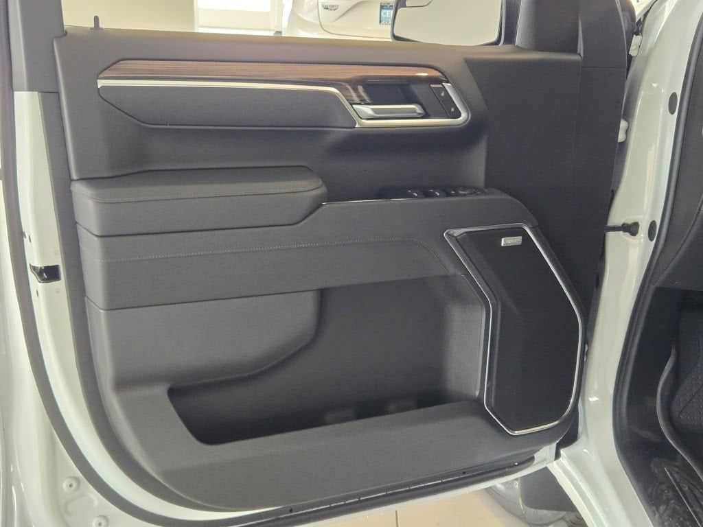 2026 Chevrolet Silverado 1500 RST - Photo 19