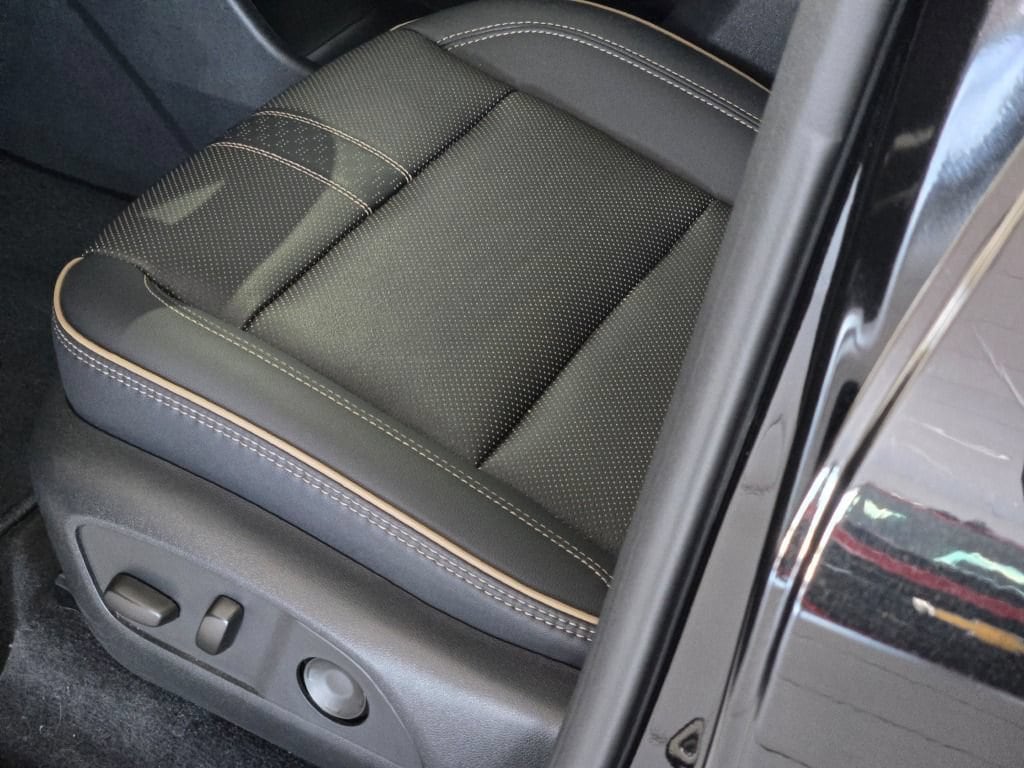 2025 Chevrolet Traverse High Country - Photo 23