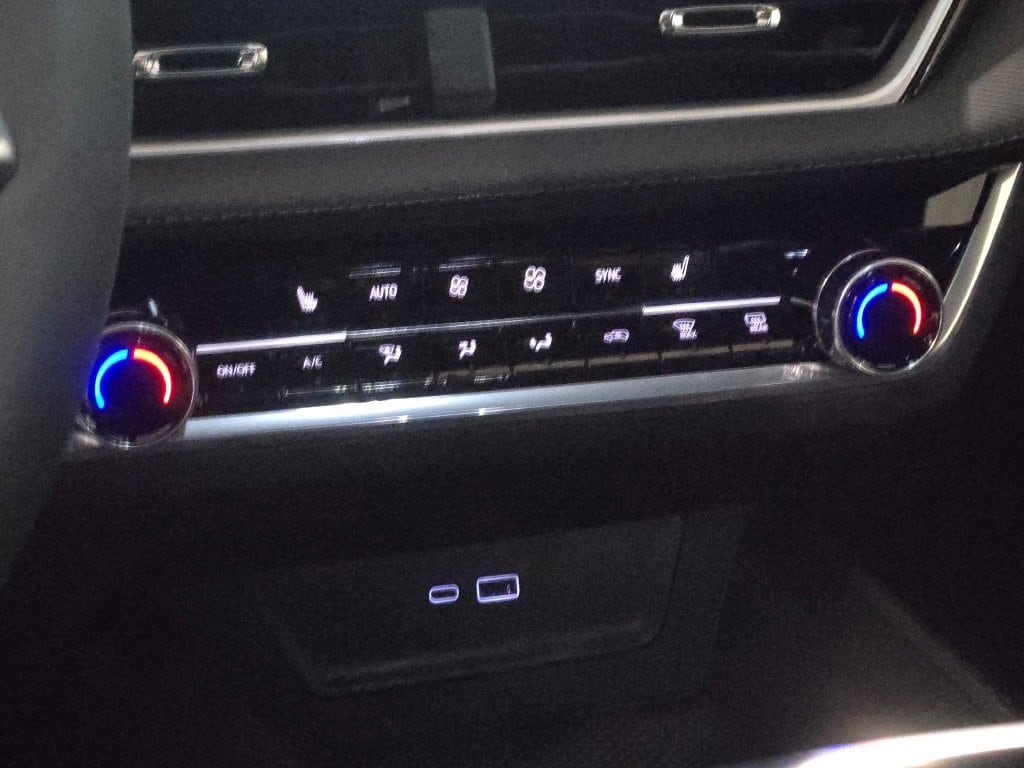 2026 CHEVROLET EQUINOX - Image 23