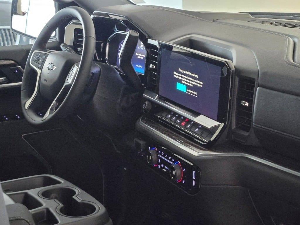 2026 CHEVROLET SILVERADO - Image 7