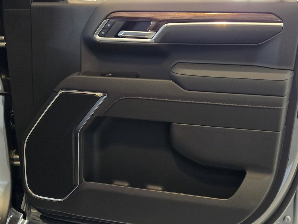 2026 CHEVROLET SILVERADO - Image 4