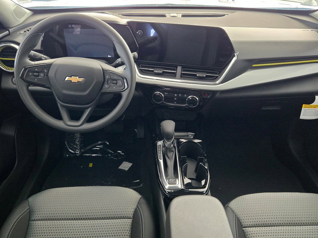 2026 Chevrolet Trax LT - Photo 16