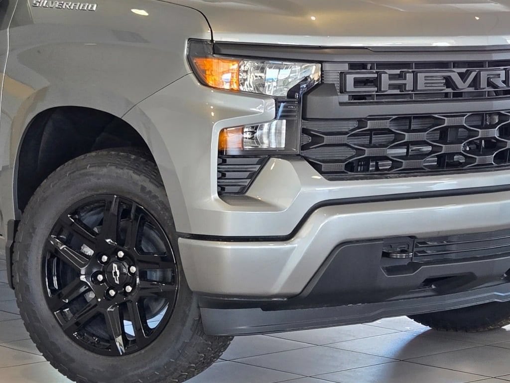 New 2026 Chevrolet Silverado 1500 Custom Truck