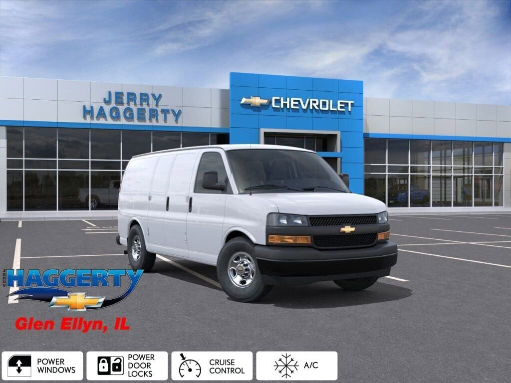 2026 Chevrolet Express 2500 Work Van HD's photo