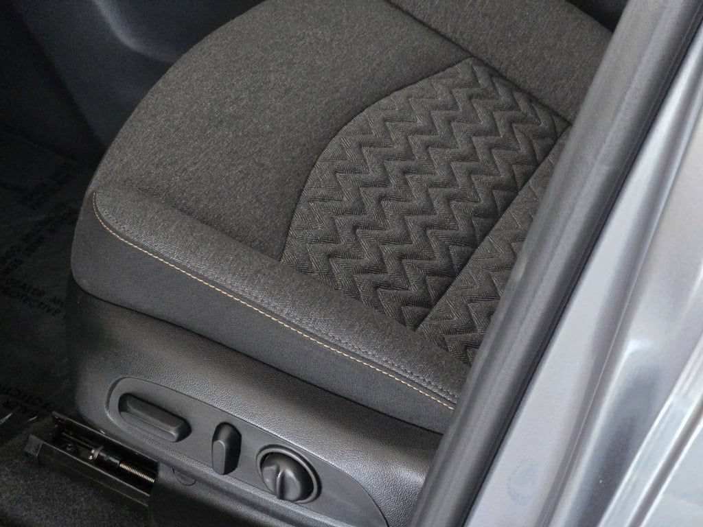 2023 Chevrolet Equinox LT - Photo 23