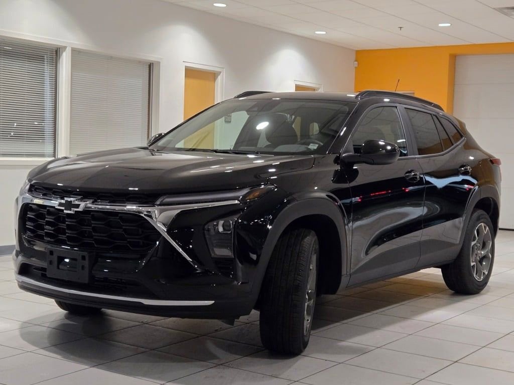 New 2026 Chevrolet Trax LT SUV