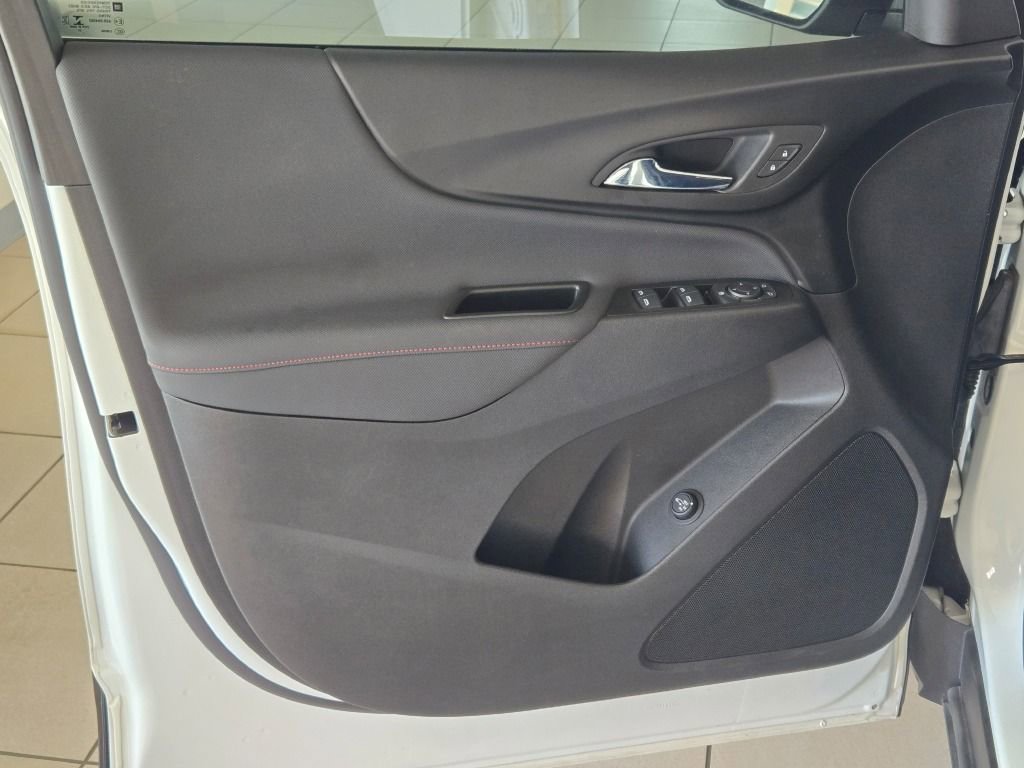 2022 Chevrolet Equinox RS - Photo 21
